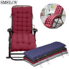 Load image into Gallery viewer, Solid long Recliner Rocking Rattan Chair