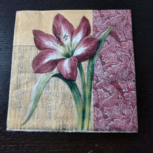 Load image into Gallery viewer, 20pcs/bag Lily flower pattern Dinner party Napkins Tissue Paper 100% Virgin Wood Tissue
